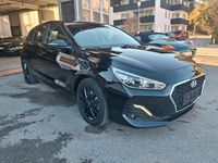 Gebraucht Hyundai i30 YES! 99 PS (72 kW) 2019 Schwarz Limousine