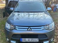 Gebraucht Mitsubishi Outlander 110 PS (80 kW) 2014 Grau SUV