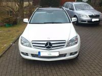 Gebraucht Mercedes C230 Avantgarde 277 PS (203 kW) 2008 Weiß metallic Kombi