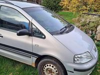 Gebraucht VW Sharan Family 131 PS (96 kW) 2003 Silber Van / Kleinbus