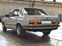 Gebraucht BMW 525 122 PS (89 kW) 1986 Beige Limousine