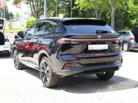 Neu MG HS Luxury 224 PS (164 kW) 2026 Schwarz SUV