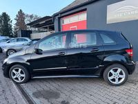 Gebraucht Mercedes B200 140 PS (102 kW) 2005 Schwarz Van / Kleinbus
