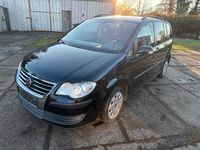 Gebraucht VW Touran 140 PS (102 kW) 2008 Schwarz Van / Kleinbus