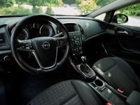 Gebraucht Opel Astra GTC 140 PS (102 kW) 2015 Schwarz Limousine