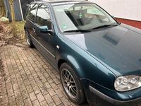 Gebraucht VW Golf IV 75 PS (55 kW) 2001 Grün Kleinwagen