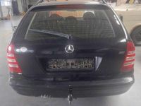 Gebraucht Mercedes C200 Classic 122 PS (89 kW) 2004 Schwarz Kombi