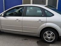 Gebraucht Ford Focus Ghia 116 PS (85 kW) 2007 Silber Limousine