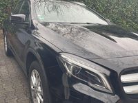 Gebraucht Mercedes GLA180 122 PS (89 kW) 2016 Schwarz SUV