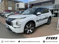 Gebraucht Mitsubishi Outlander P-HEV Top 136 PS (100 kW) 2025 Titanweiß / pantherschwarz Limousine
