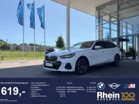 Gebraucht BMW 550e M Sport 489 PS (359 kW) 2025 Weiß Kombi