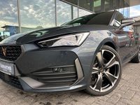 Używany Cupra Leon VZ 300 KM (220 kW) 2024 Szary Sedan/Limuzyna