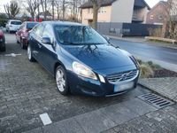 gebraucht Volvo S60 S60DRIVe Powershift Momentum