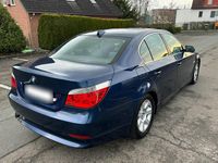 Gebraucht BMW 525 192 PS (141 kW) 2004 Blau Limousine