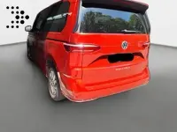Gebraucht VW Multivan Life 150 PS (110 kW) 2023 Fortanarot metallic Van / Kleinbus