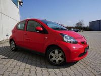 Gebraucht Toyota Aygo 68 PS (50 kW) 2007 Super red 5 Kleinwagen