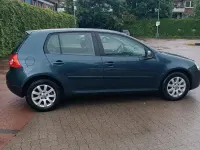 Gebraucht VW Golf V 105 PS (77 kW) 2005 Blau Kleinwagen