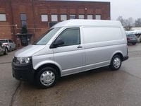 Gebraucht VW Transporter 140 PS (102 kW) 2015 Reflexsilber Van