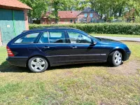 Gebraucht Mercedes C200 163 PS (119 kW) 2005 Blau Kombi