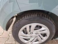 Gebraucht Hyundai i10 Select 67 PS (49 kW) 2022 Mangrove green / mic Kleinwagen