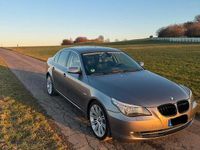 Gebraucht BMW 525 197 PS (144 kW) 2009 Grau Limousine