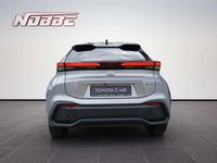 Neu Toyota C-HR 223 PS (164 kW) 2025 Shimmering silver metallic/sch SUV