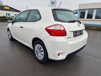 Gebraucht Toyota Auris 99 PS (72 kW) 2012 Weiß Limousine