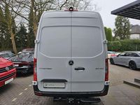 Używany Mercedes Sprinter 170 KM (125 kW) 2023 Biały Van
