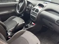 Gebraucht Peugeot 206 60 PS (44 kW) 2009 Schwarz Limousine