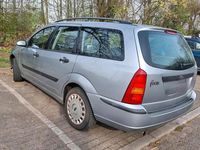 Usata Ford Focus 75 CV (55 kW) 2004 Argento Station wagon