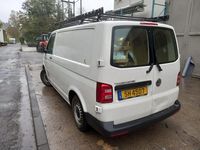 Gebraucht VW Transporter 102 PS (75 kW) 2019 Weiß Van