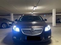 Gebraucht Opel Insignia Edition 160 PS (117 kW) 2013 Braun Kombi