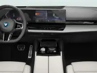 Gebraucht BMW 550e Comfort Edition 489 PS (359 kW) 2025 Schwarz Limousine