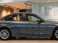 Gebraucht BMW 318 Advantage 150 PS (110 kW) 2015 Grau Limousine