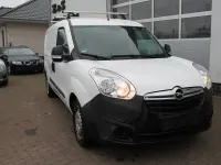 Gebraucht Opel Combo 95 PS (69 kW) 2017 Weiß Van / Kleinbus