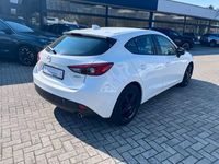 Gebraucht Mazda 3 Prime-Line 101 PS (74 kW) 2015 Weiß Limousine