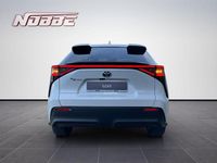 Gebraucht Toyota bZ4X Team 150 kW (204 PS) 2024 Weiß SUV