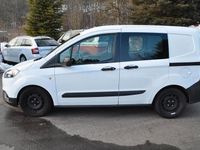 Gebraucht Ford Transit Trend 75 PS (55 kW) 2021 Weiß Van / Kleinbus
