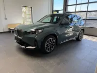 Gebraucht BMW iX1 xLine 230 kW (313 PS) 2025 Cape york gruen metallic SUV