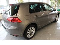 Gebraucht VW Golf VII LOUNGE 110 PS (80 kW) 2015 Grau metallic Limousine