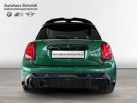 Gebraucht Mini Cooper Hatch 136 PS (100 kW) 2022 British racing green (metallic) Kleinwagen