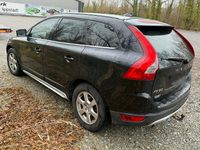 Gebraucht Volvo XC60 Summum 163 PS (119 kW) 2010 Schwarz SUV