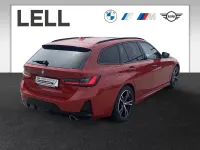 Gebraucht BMW 330 M Sport 286 PS (210 kW) 2023 Rot Kombi