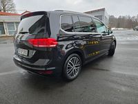 Gebraucht VW Touran Highline 190 PS (139 kW) 2016 Schwarz Van / Kleinbus