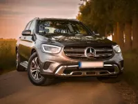 Gebraucht Mercedes GLC220 194 PS (142 kW) 2020 Grau SUV