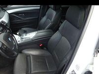 Gebraucht BMW 530 Sport Line 258 PS (189 kW) 2016 Weiß Kombi