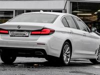 Gebraucht BMW 530 Sport Line 286 PS (210 kW) 2022 Weiß Limousine