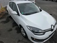 Gebraucht Renault Mégane III Authentique 110 PS (80 kW) 2015 Weiß Limousine