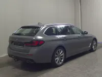 Gebraucht BMW 530e Sport Line 292 PS (214 kW) 2022 Grau Kombi