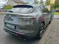 Gebraucht Alfa Romeo Stelvio Veloce 210 PS (154 kW) 2024 Colore esterno (grigio vesuvio SUV